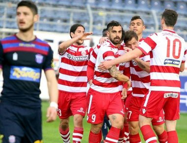 Super League: Συνεχίζει τις «υψηλές πτήσεις» ο Πλατανιάς